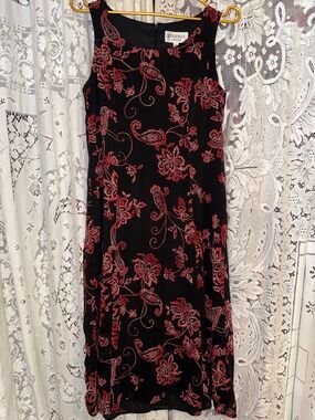 Studio I Black Midi Dress with Red Floral Print